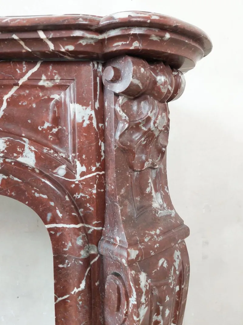 Pamono Antique Hand-Carved Trois Coquilles Mantelpiece in Red Marble> Fireplaces And Mantels