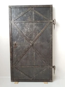 Outlet Pamono Antique Industrial Iron Door, 18th Century