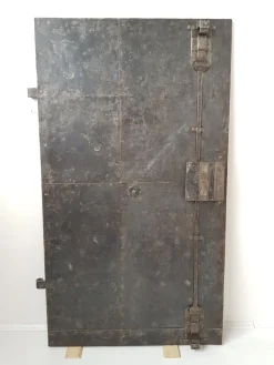 Outlet Pamono Antique Industrial Iron Door, 18th Century