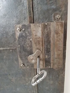 Outlet Pamono Antique Industrial Iron Door, 18th Century