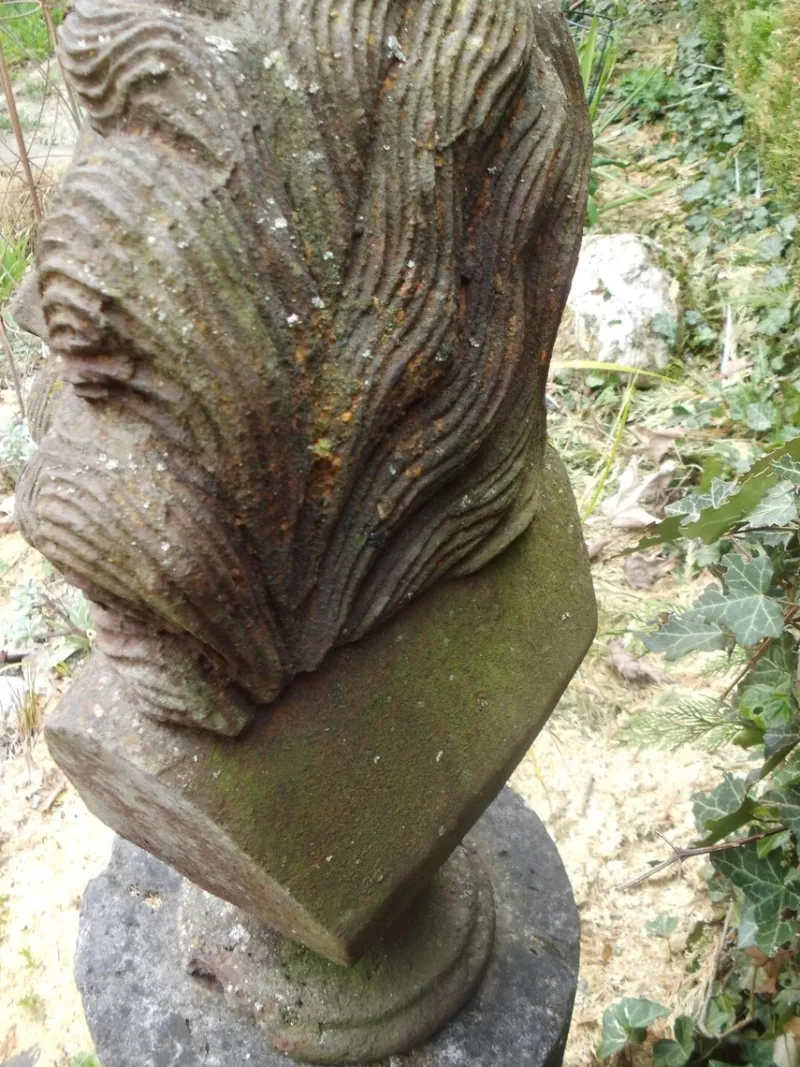 Pamono Antique Iron Bust of Man Garden Sculpture, 1920> Garden Accessories