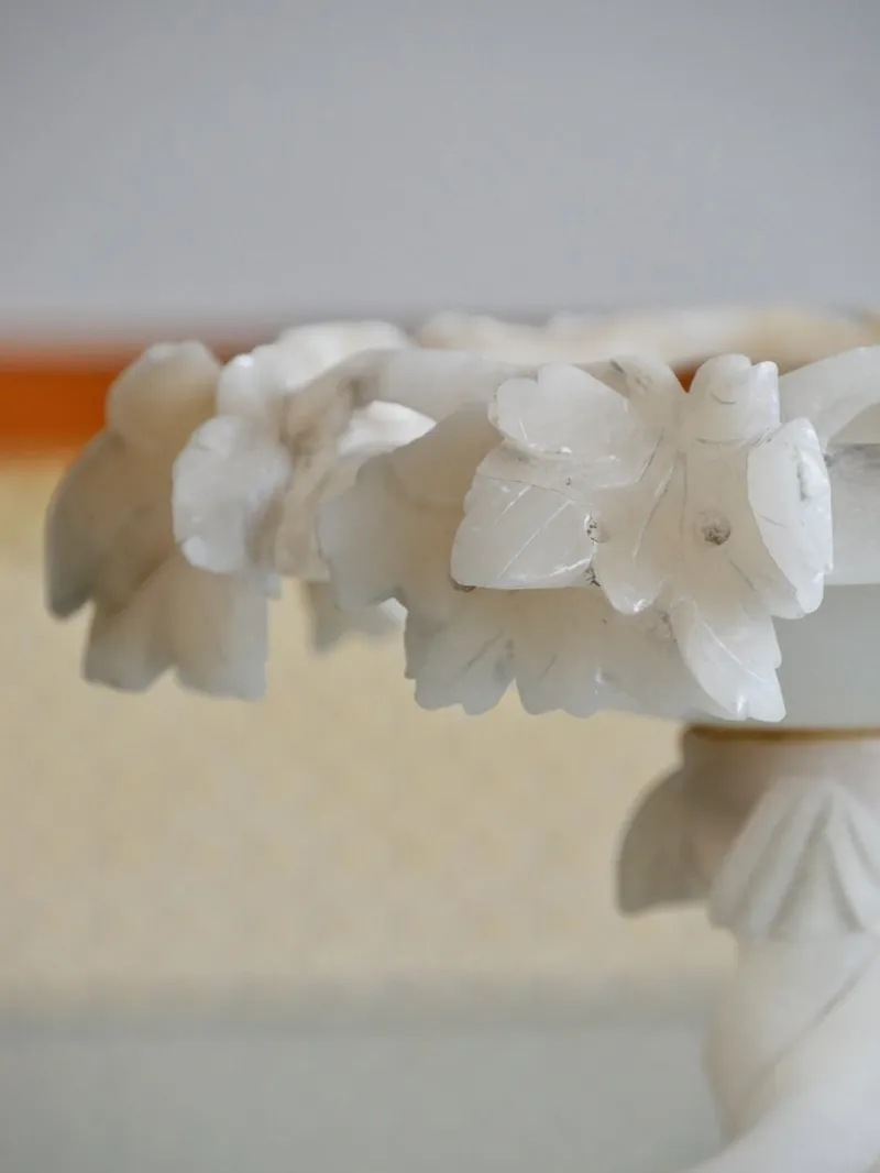 Pamono Antique Italian Alabaster Centerpiece, 1890s> Dinnerware Accessories