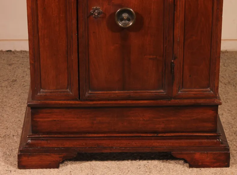 Pamono Antique Italian Walnut Oratory, 1600s
