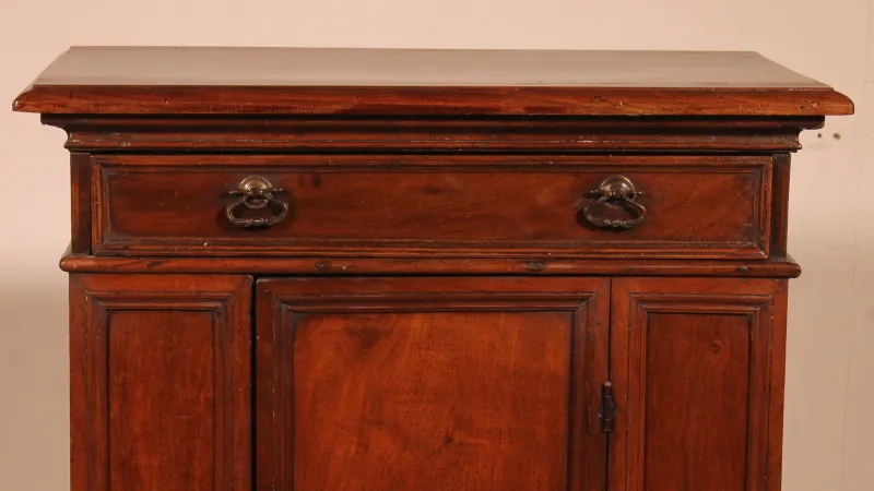 Pamono Antique Italian Walnut Oratory, 1600s