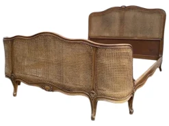 Pamono Antique Louis XV Style Daybed> Daybeds & Chaises Lounges