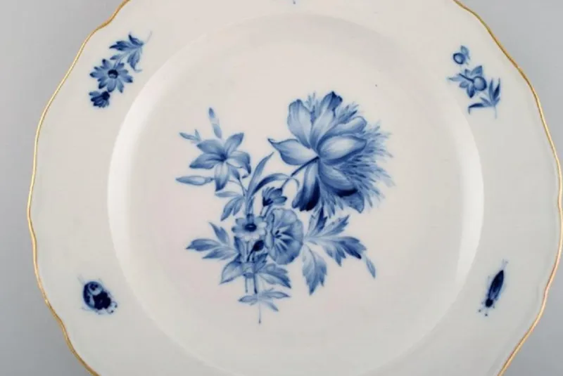 Online Pamono Antique Meissen Porcelain Plates with Hand-Painted Flowers and Gold Edge, Set of 2