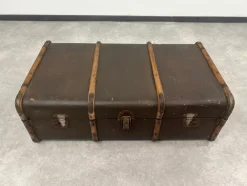 Pamono Antique Overseas Travel Case> Trunks Crates & Baskets