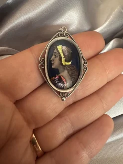 Pamono Antique Pendant in Limoges Enamel and Silver from Sazerat, 1890s><noscript><img width=