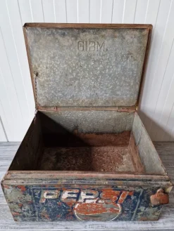 Pamono Antique Pepsi Cooler Box in Metal><noscript><img width=