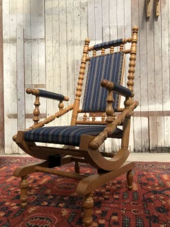 Pamono Antique Rocking Chair, 19th Century> Rocking Chairs
