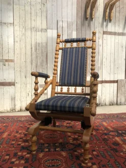 Pamono Antique Rocking Chair, 19th Century><noscript><img width=