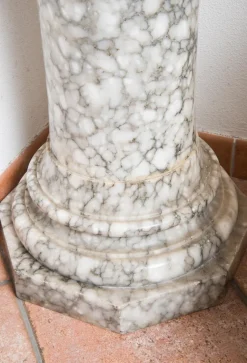 Pamono Antique Roman Column in Flowery Alabaster><noscript><img width=