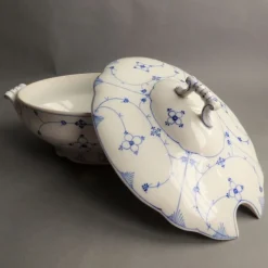 Online Pamono Antique Soup Tureen from Rauenstein