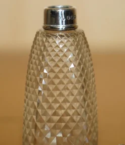 Pamono Antique Sterling Silver Perfume Bottle in Cut Glass Crystal, 1890><noscript><img width=