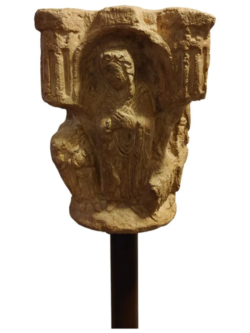 Pamono Antique Stone Capital in Roman Style, 1890> Garden Accessories