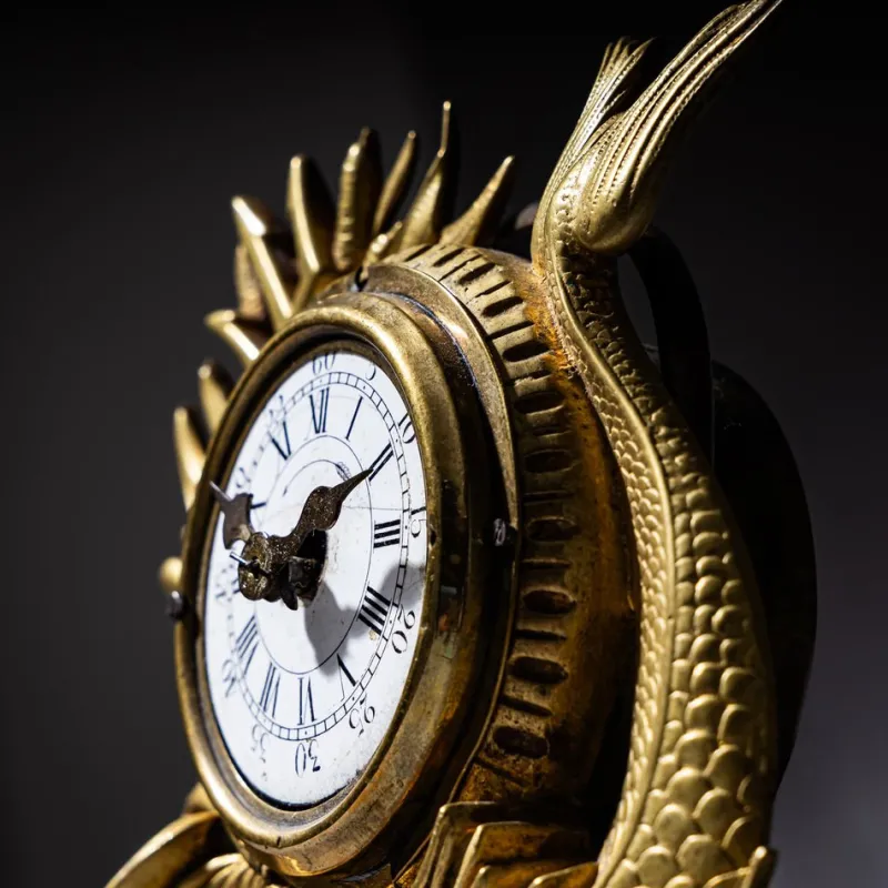 Pamono Antique Table Clock with Dolphin, 1830> Clocks