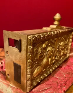 Hot Pamono Antique 18th Century Door Lock in Gilt and Chiseled Bronze, France