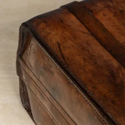 Pamono Antique 19th Century Victorian Leather Suitcase with Painted Crest, 1850s><noscript><img width=