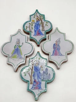 Pamono Antique Tiles in Florentine Form, Set of 4> Architectural Elements
