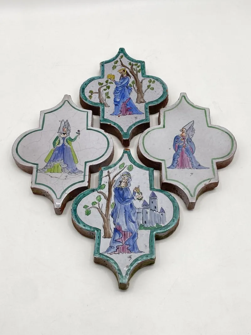 Pamono Antique Tiles in Florentine Form, Set of 4> Architectural Elements