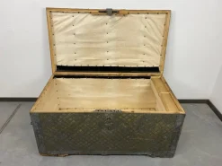 Online Pamono Antique Travel Chest, 1700s