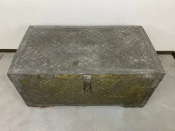 Online Pamono Antique Travel Chest, 1700s
