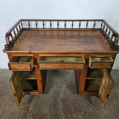 Sale Pamono Antique Tuscan Desk, 1890s