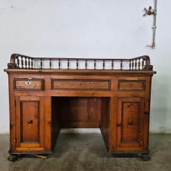 Sale Pamono Antique Tuscan Desk, 1890s