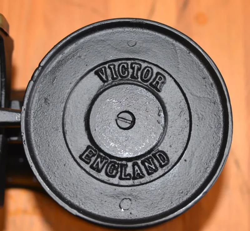 Pamono Antique Victor Scale by Robert Welch> Electronics
