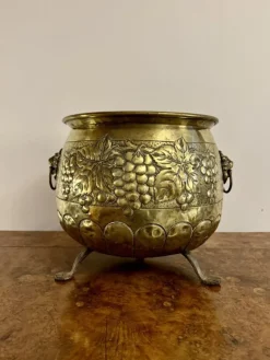 Pamono Antique Victorian Brass Jardiniere, 1860><noscript><img width=