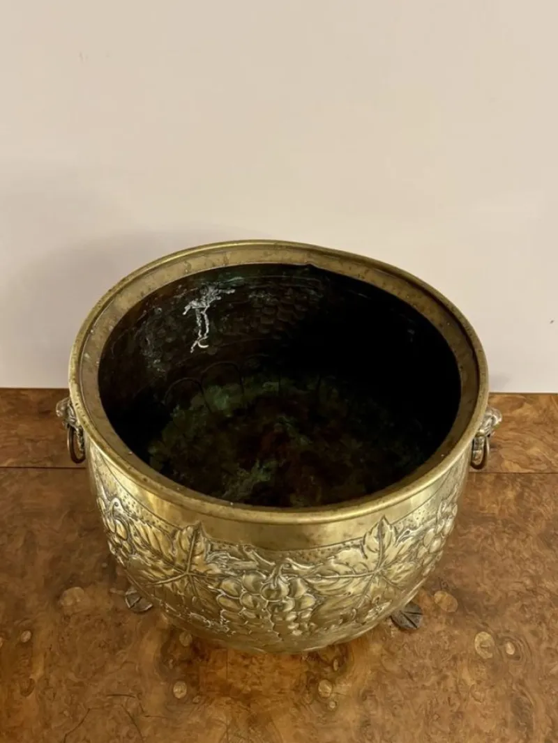 Pamono Antique Victorian Brass Jardiniere, 1860> Planters And Jardiniere