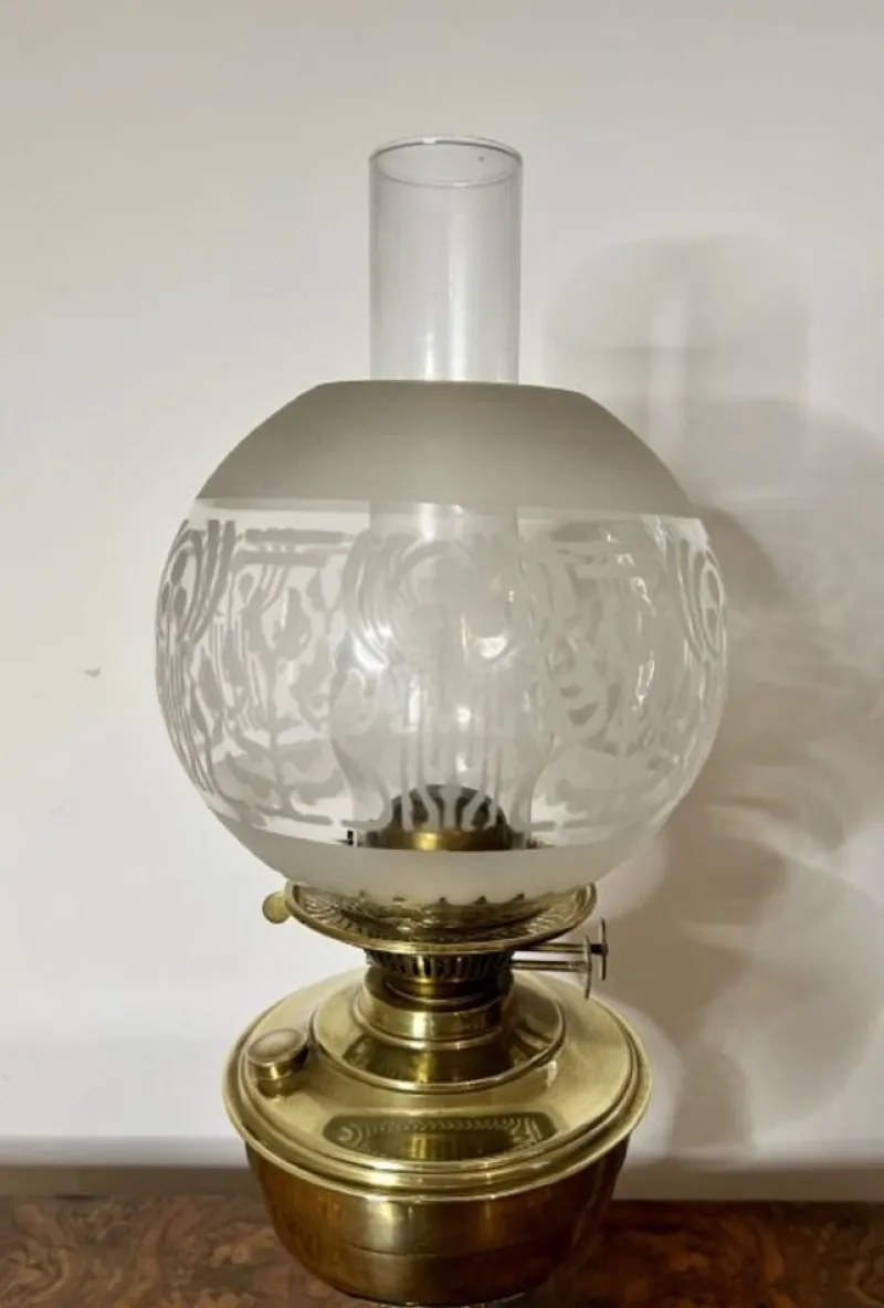 Pamono Antique Victorian Brass Oil Lamp, 1880s> Candleholders