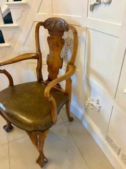 Pamono Antique Victorian Carved Walnut Desk Chair, 1880s><noscript><img width=