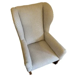 Pamono Antique Victorian Children's Wingback Armchair, 1800s><noscript><img width=