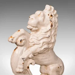 Discount Pamono Antique Victorian English Cast Iron Heraldic Lion Doorstop, 1890s