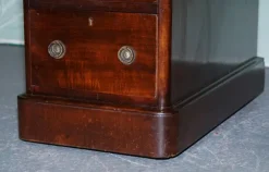 Pamono Antique Victorian Hardwood Pedestal Desk with Tooled Leather Top><noscript><img width=