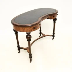 Pamono Antique Victorian Kidney Shaped Desk in Burr Walnut with Leather Top, 1860