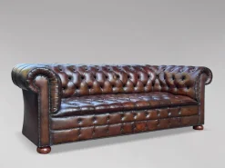 Pamono Antique Victorian Three-Seater Chesterfield Sofa in Leather, 1890><noscript><img width=
