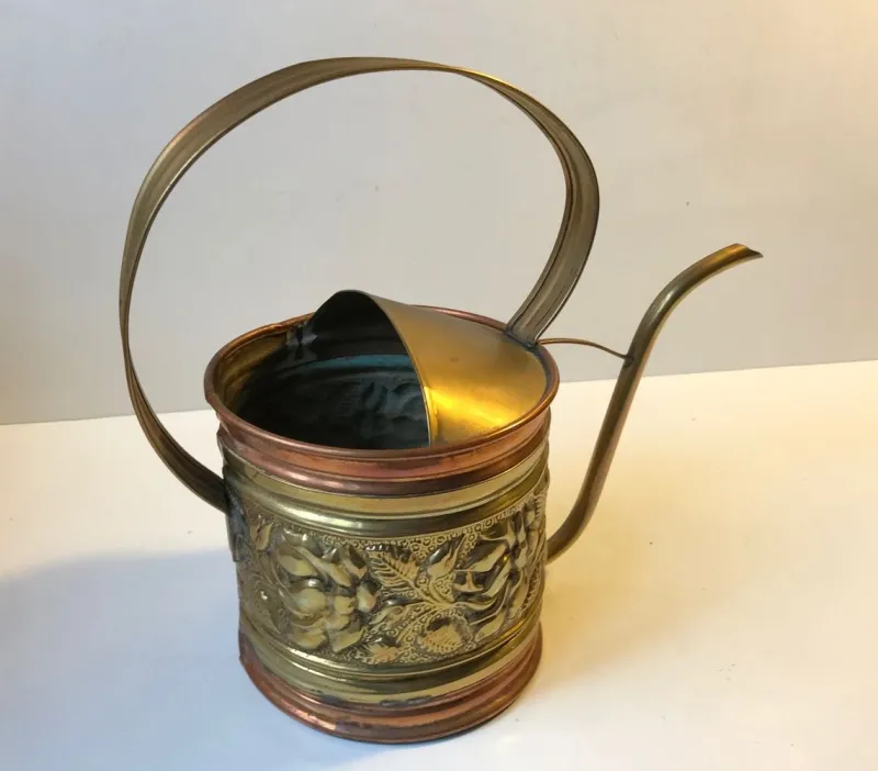 Pamono Antique Watering Can in Copper and Brass> Garden Accessories