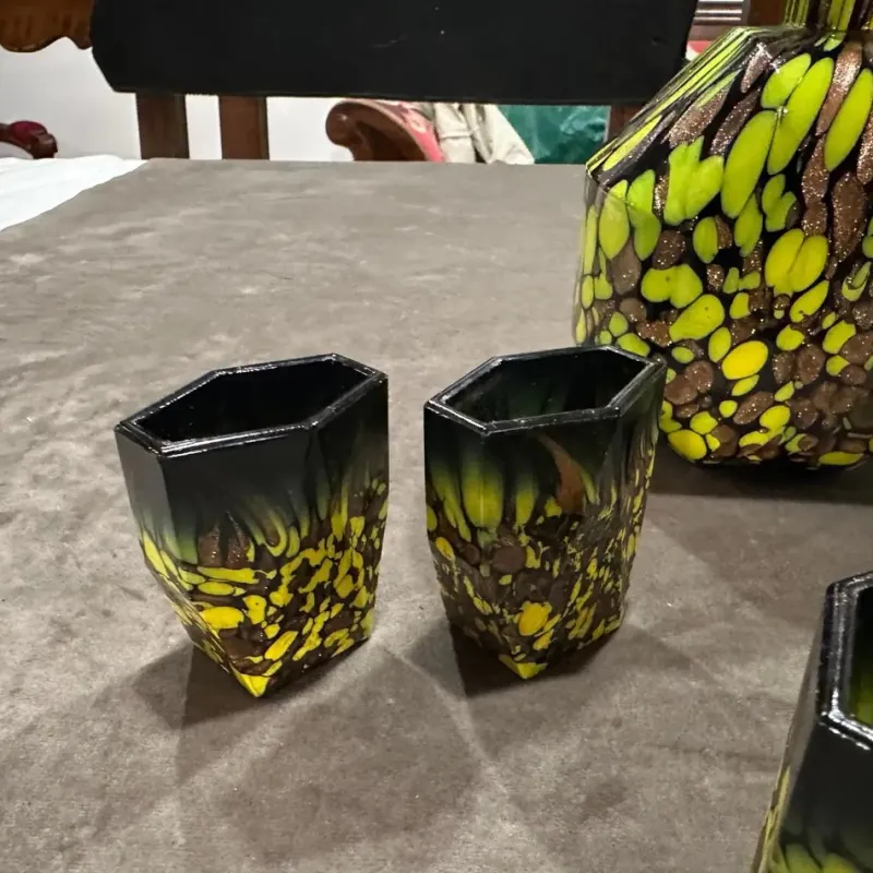 Pamono Art Deco Aventurine Murano Glass Rosolio Set, 1940s, Set of 7> Dinnerware Accessories