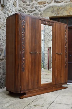 Pamono Art Deco Bedroom Set in Walnut Carved with Flowers, 1920s, Set of 5> Beds & Bedroom Sets