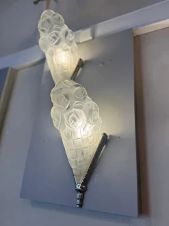 Pamono Art Deco Bouquets aux Roses Wall Lights from Verrerie d'Art Degué, 1930s, Set of 2><noscript><img width=