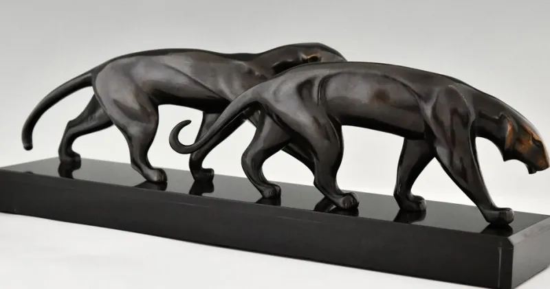 Pamono Art Deco Bronze Panther Sculpture by Michel Decoux in Bronze, 1920s> Art Deco