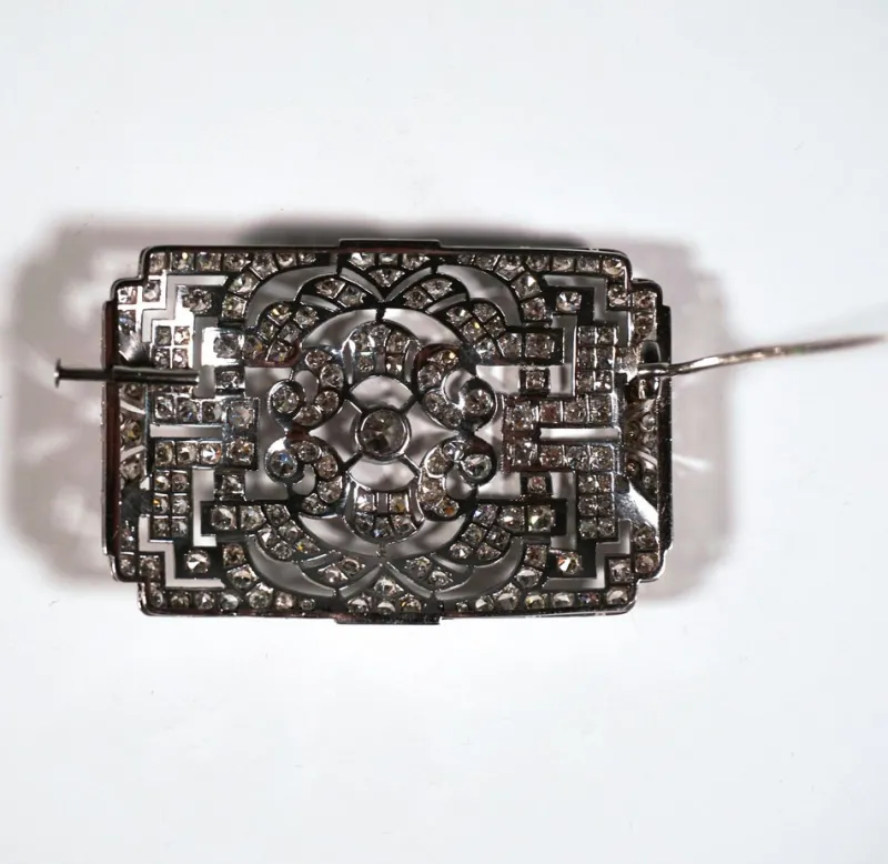 Pamono Art Deco Brooch in Platinum 950 with Diamonds, 1930s> Brooches