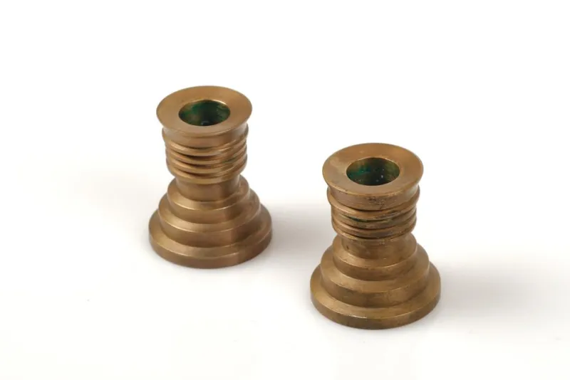 Pamono Art Deco Candleholders in Bronze, 1930s, Set of 2> Candleholders