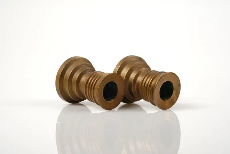 Pamono Art Deco Candleholders in Bronze, 1930s, Set of 2> Candleholders