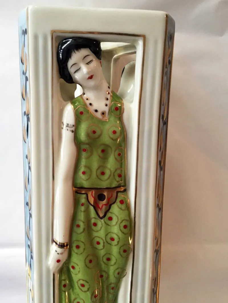 Pamono Art Deco Ceramic Sculpture> Art Deco