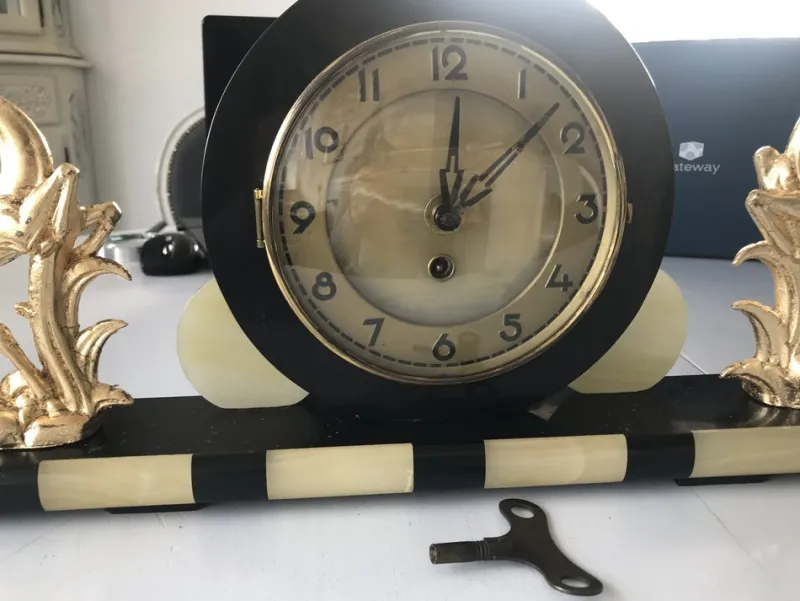 Outlet Pamono Art Deco Clock in Marble and Brass, 1930s
