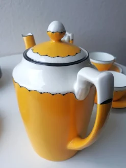 Pamono Art Deco Coffee Service in Porcelain from Suisse Langenthal, Switzerland, 1930s, Set of 22><noscript><img width=