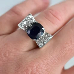 Hot Pamono Art Deco French Tank Ring in Gold, Sapphire and Diamonds, 1920s